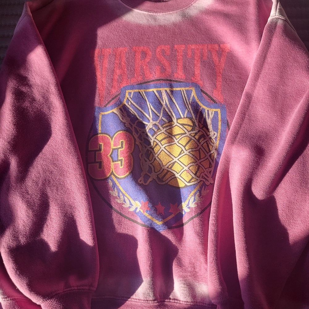 Wild Fable women's size M oversized crewneck